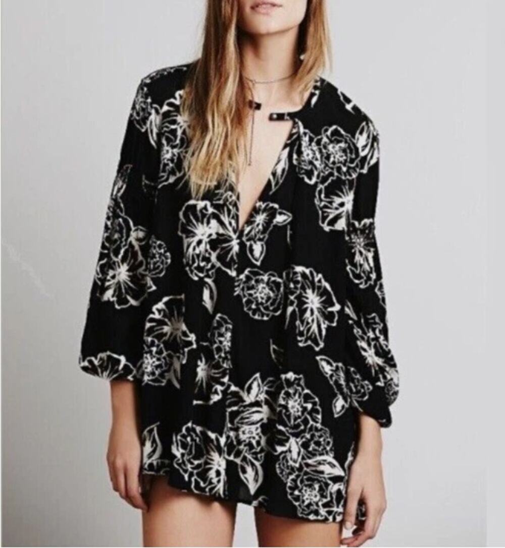 Free People Floral Foil Print Swing Tunic Top Stretchy Boho Dark Fairy Fall XS